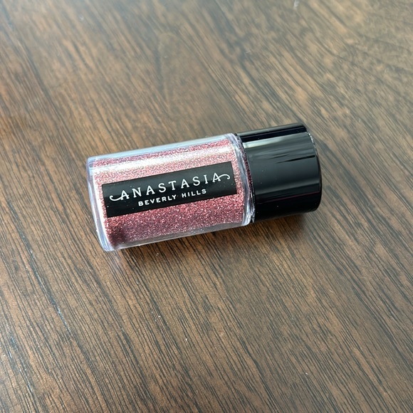 New Anastasia of Beverly Hills loose glitter in blazing sunset pink - Picture 3 of 4